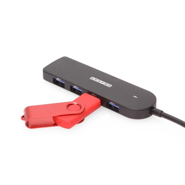 USB-C Hub to 4 Type A USB 3.2 Gen 1 Ports Portable Travel Series - Image 3